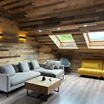 La Ferme De Rochesson, Jacuzzis & Piscine Commune * Rochesson