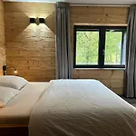 La Ferme De Rochesson, Jacuzzis & Piscine Commune