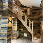 La Ferme De Rochesson, Jacuzzis & Piscine Commune