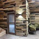 La Ferme De Rochesson, Jacuzzis & Piscine Commune Apartament