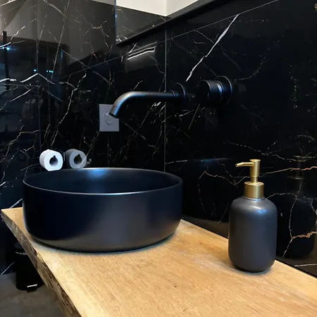 La Ferme De Rochesson, Jacuzzis & Piscine Commune Апартаменты