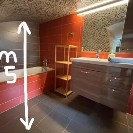 La Ferme De Rochesson, Jacuzzis & Piscine Commune Rochesson