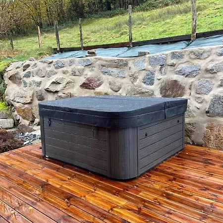 Апартаменты La Ferme De Rochesson, Jacuzzis & Piscine Commune *