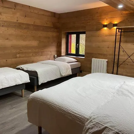 La Ferme De Rochesson, Jacuzzis & Piscine Commune * Rochesson