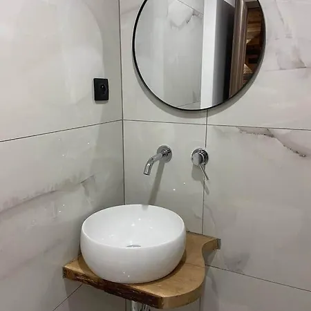 La Ferme De Rochesson, Jacuzzis & Piscine Commune Апартаменты