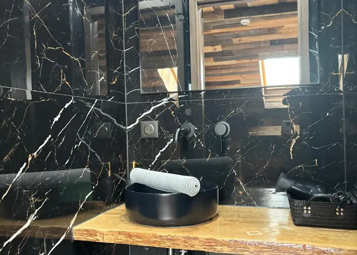 Apartmán La Ferme De Rochesson, Jacuzzis & Piscine Commune