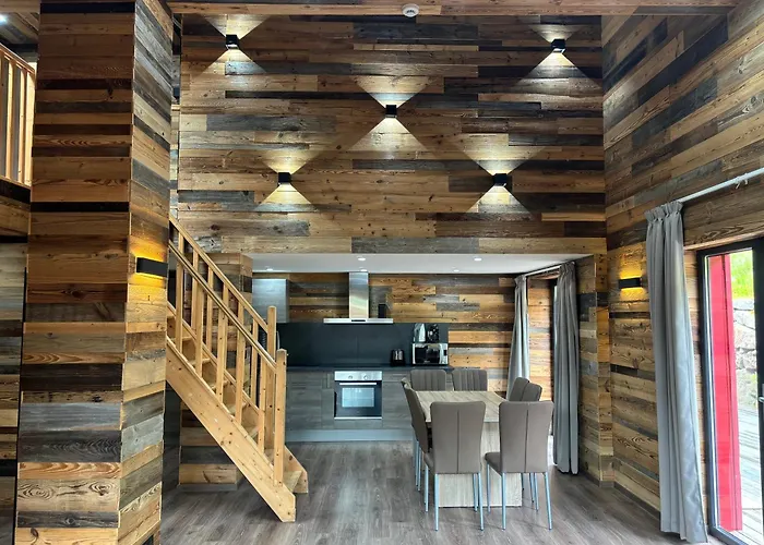 La Ferme De Rochesson, Jacuzzis & Piscine Commune Rochesson