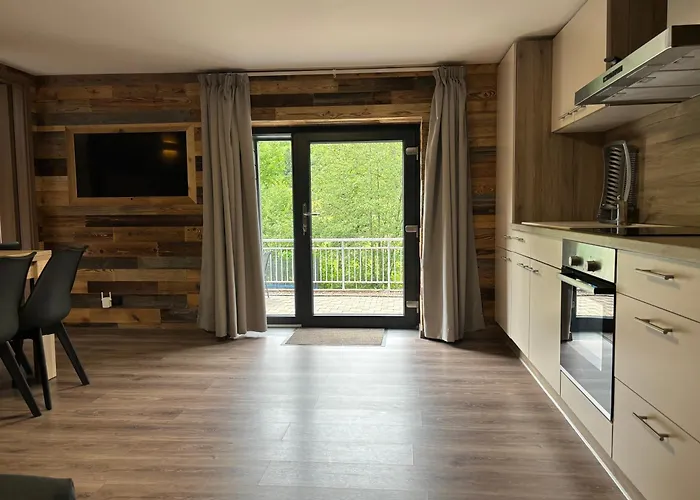 La Ferme De Rochesson, Jacuzzis & Piscine Commune Apartmán