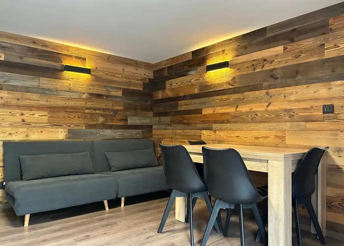 Apartmán La Ferme De Rochesson, Jacuzzis & Piscine Commune Rochesson