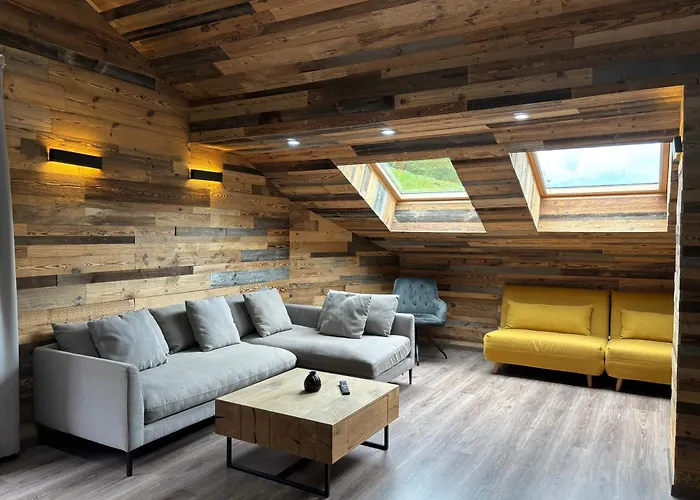 La Ferme De Rochesson, Jacuzzis & Piscine Commune * Rochesson