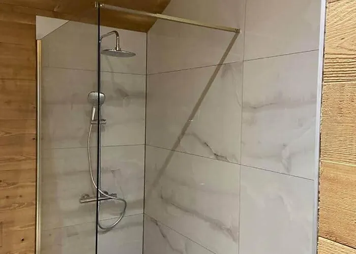 La Ferme De Rochesson, Jacuzzis & Piscine Commune Apartmán *