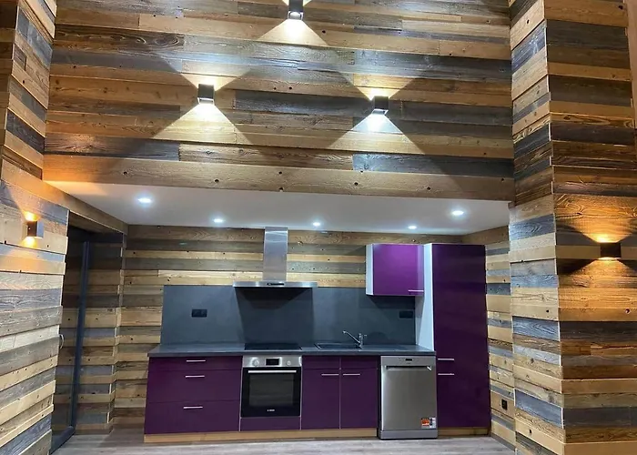 La Ferme De Rochesson, Jacuzzis & Piscine Commune Apartmán *