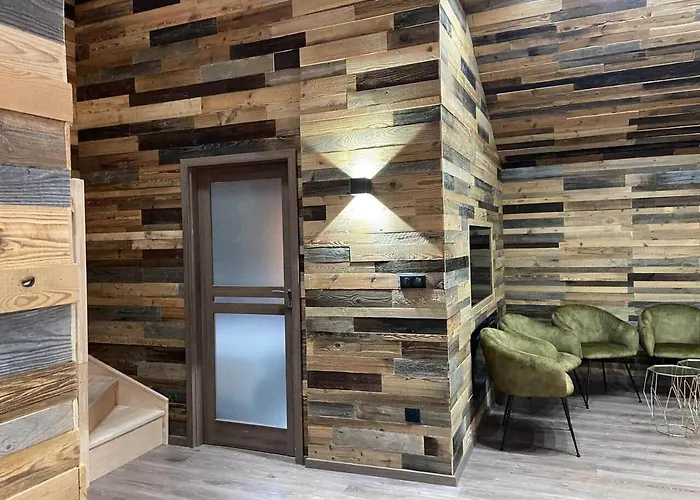 La Ferme De Rochesson, Jacuzzis & Piscine Commune Apartmán